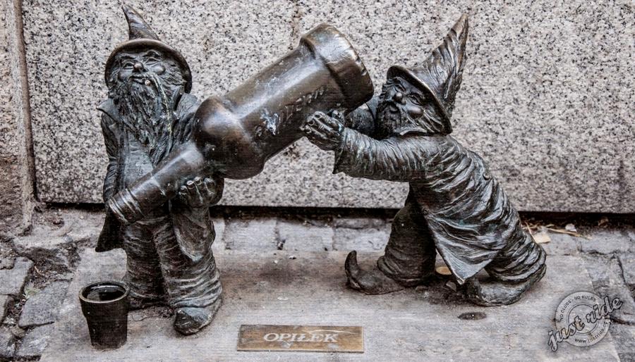 Vratislavští trpaslíci: od symbolu odporu k oblíbené městské hře