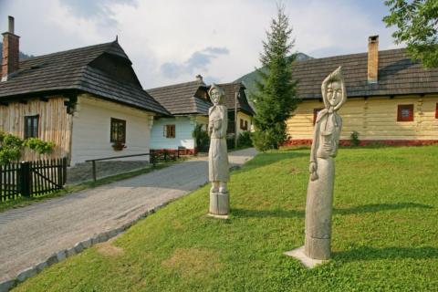 Nízké Tatry – aquapark, jeskyně, Chopok a slovenské památky