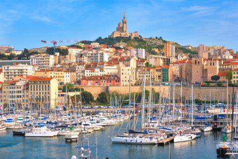 Francouzská Provence: Od antických arén až po brány Orientu