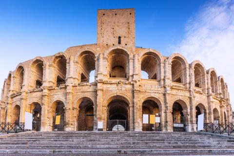 Francouzská Provence: Od antických arén až po brány Orientu